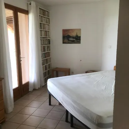 Holiday home Maison 2 Pieces 4 Pers Piscine Vue A 400 M Terrasse Wifi