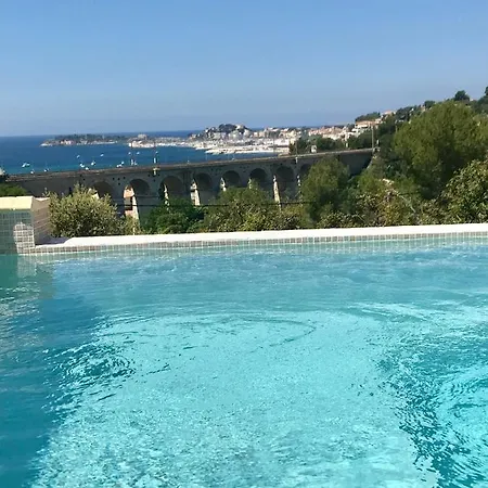 Maison 2 Pieces 4 Pers Piscine Vue A 400 M Terrasse Wifi * Sanary-sur-Mer